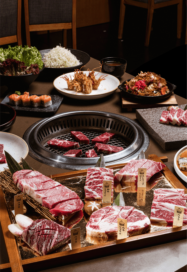 Nếu bạn là người đam mê ẩm thực Nhật Bản, hãy tới TPHCM và thưởng thức những món thịt nướng đậm chất Nhật. Với hương vị độc đáo và hấp dẫn, bạn sẽ không thể bỏ qua trải nghiệm ẩm thực này.